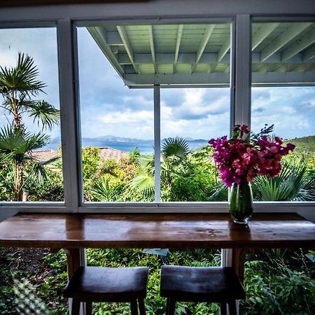 Papaya Suite At Sunset Serenade Cruz Bay Exterior foto